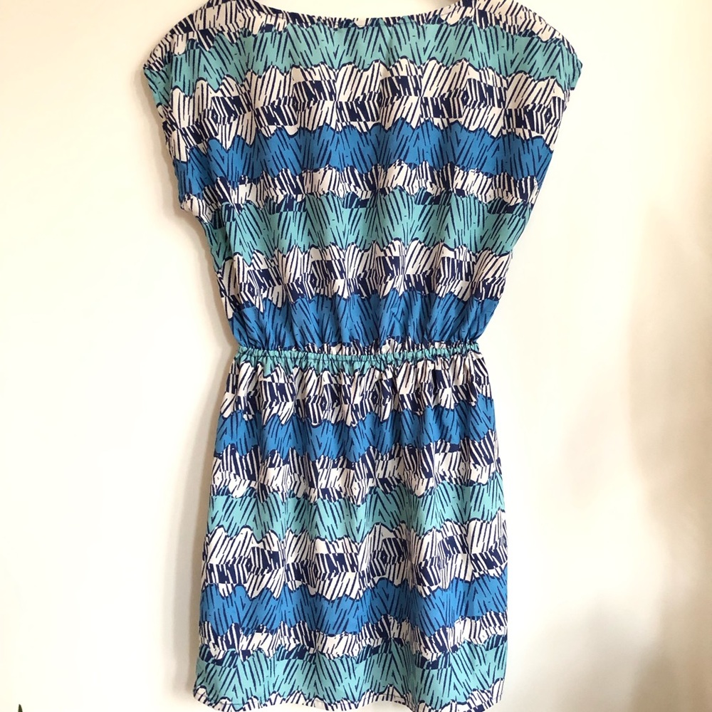 🌿 3 for $20 Blue abstract dress cinched waist - Picture 2 of 8